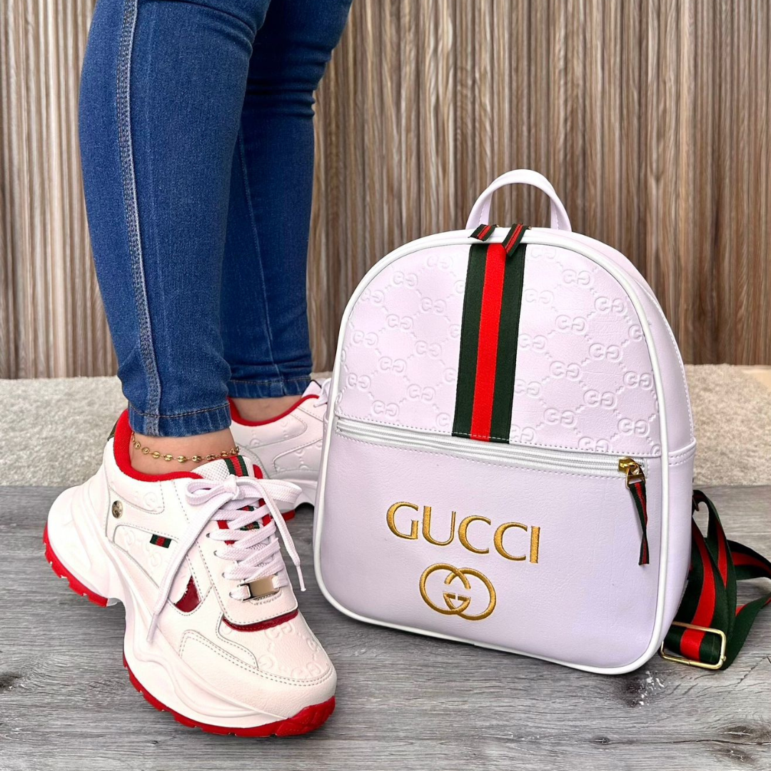 Gucci Combo Morralcalzado C204