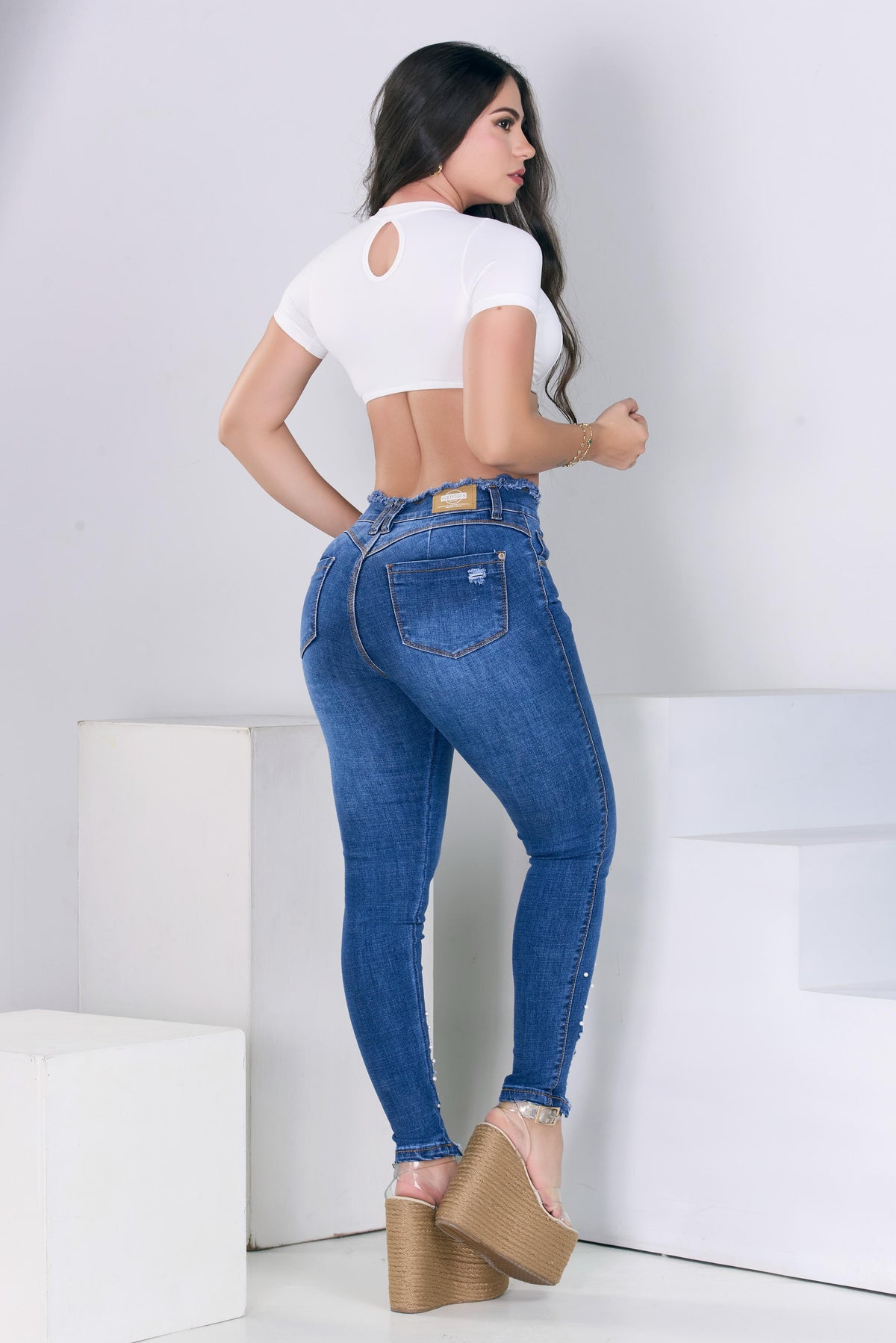 Jeans Perlas En Bota
