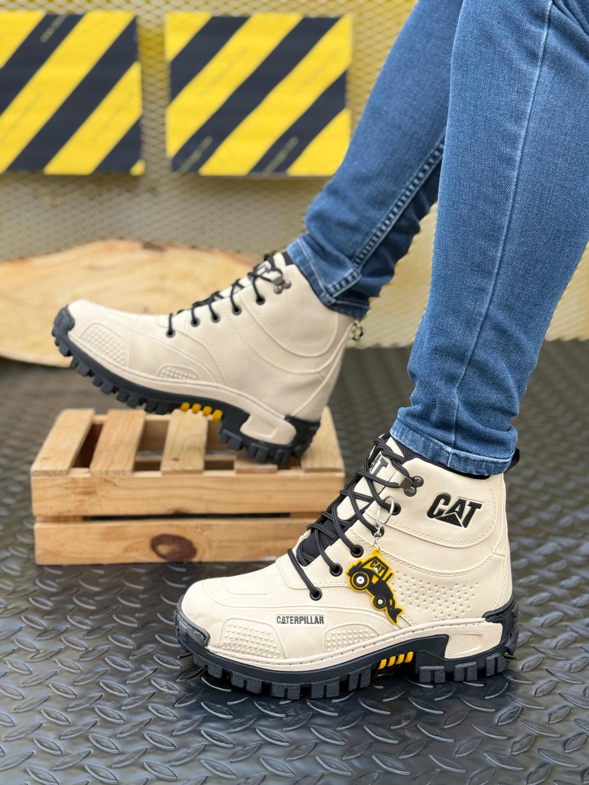 Botas C010 Suela Alta Calidad Extrema
